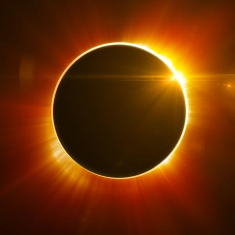 PROTEGEZ VOUS POUR OBSERVER L'ECLIPSE SOLAIRE MERCREDI 12 AOÛT